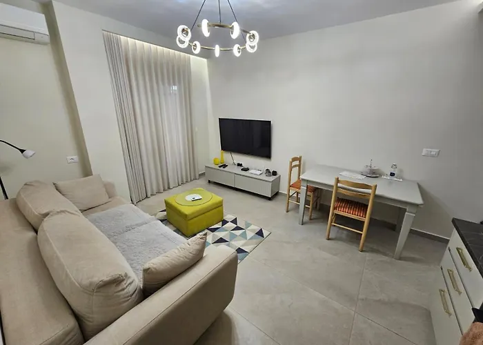 My 2 Rruga Bogdaneve Apartamento Tirana
